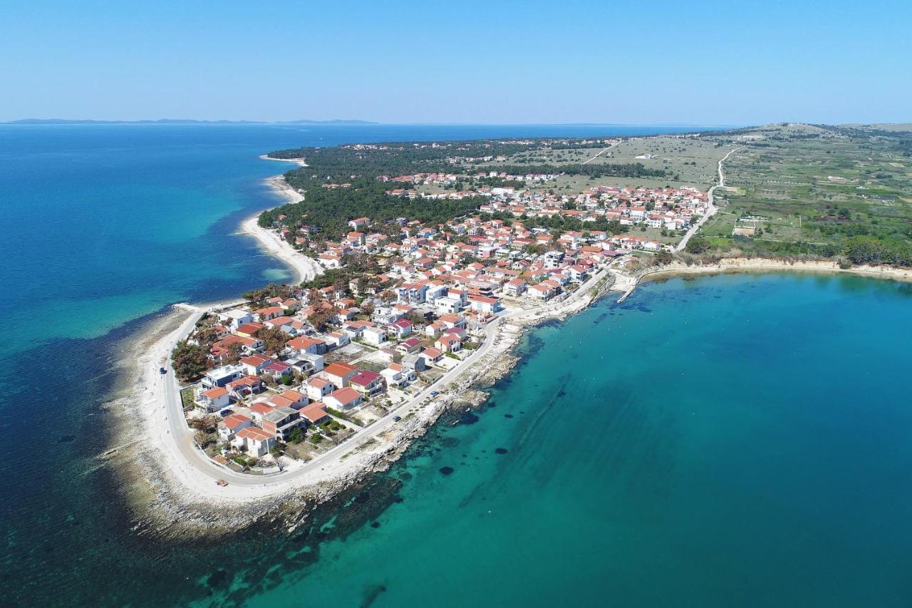 Apartmani Nella Вир Экстерьер фото